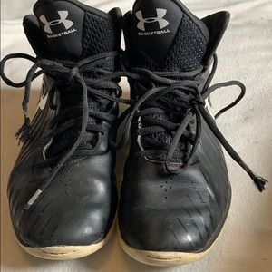 Boys Under Armour high-top Basketball shoes